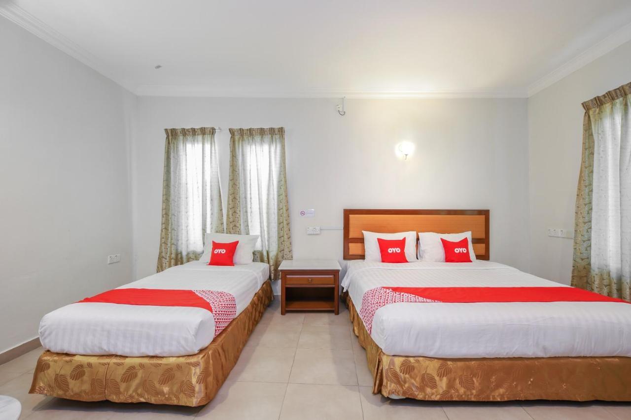 Oyo 89679 Dream Garden Resort Ayer Hangat Buitenkant foto