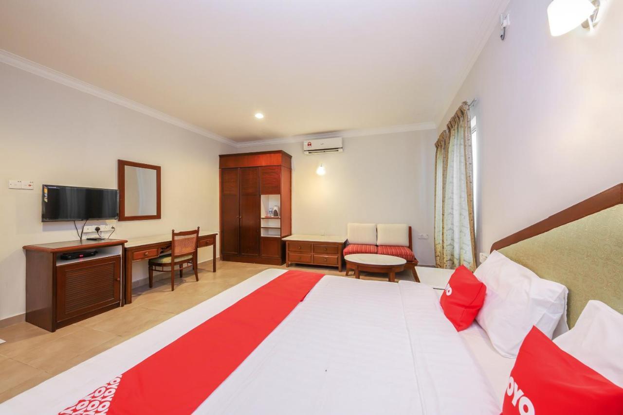 Oyo 89679 Dream Garden Resort Ayer Hangat Buitenkant foto