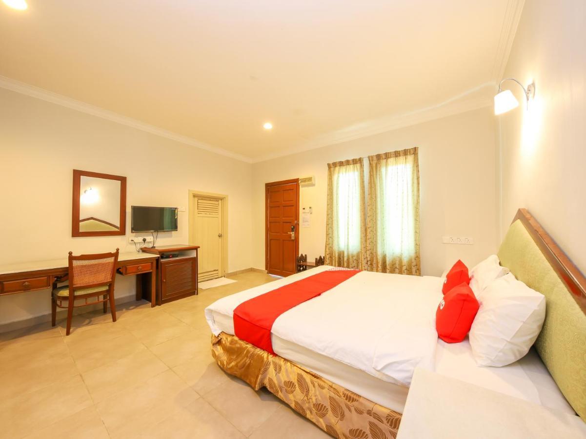 Oyo 89679 Dream Garden Resort Ayer Hangat Buitenkant foto