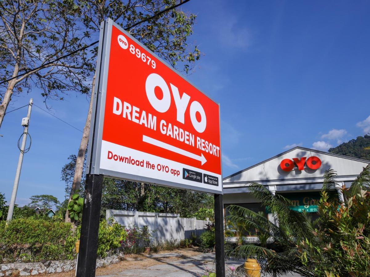 Oyo 89679 Dream Garden Resort Ayer Hangat Buitenkant foto