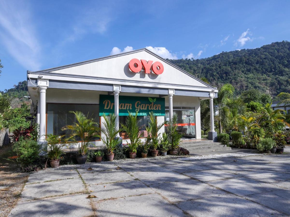 Oyo 89679 Dream Garden Resort Ayer Hangat Buitenkant foto